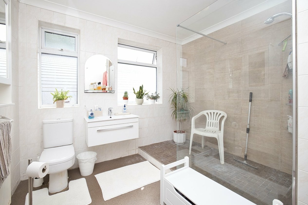 Properties For Sale in Stanley Road Broadstairs