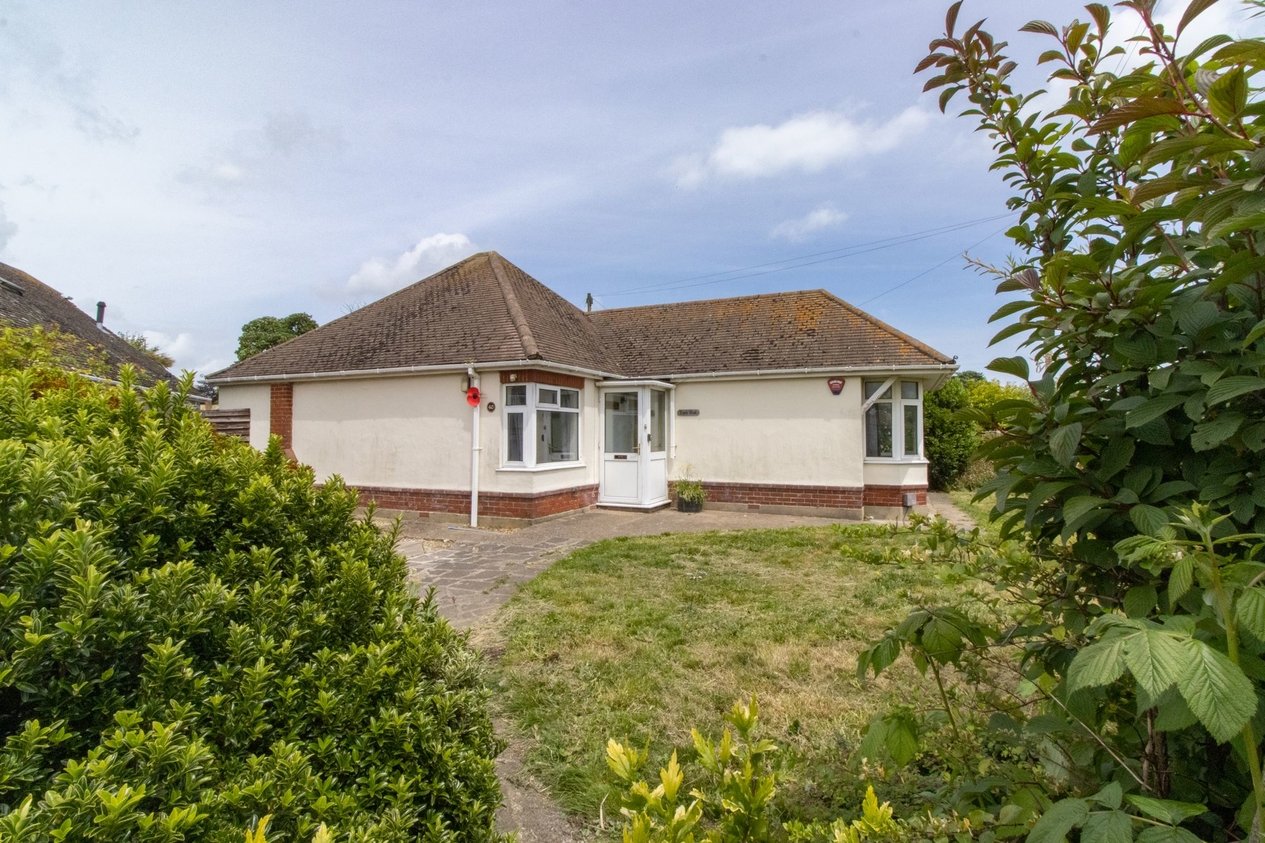 Bungalow Detached for sale in Stanley Road,Broadstairs Miles & Barr