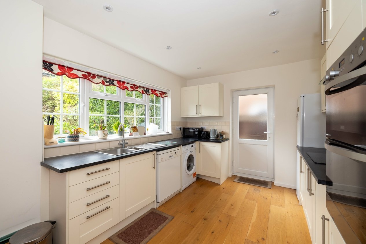 Properties Under Offer in Stanmore Court Canterbury