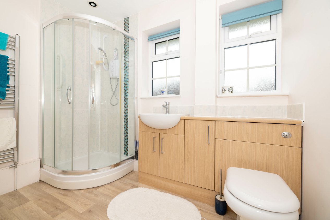 Properties Under Offer in Stanmore Court Canterbury