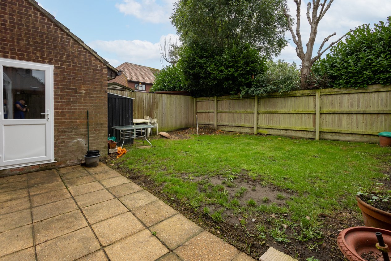Properties Under Offer in Star Lane Folkestone