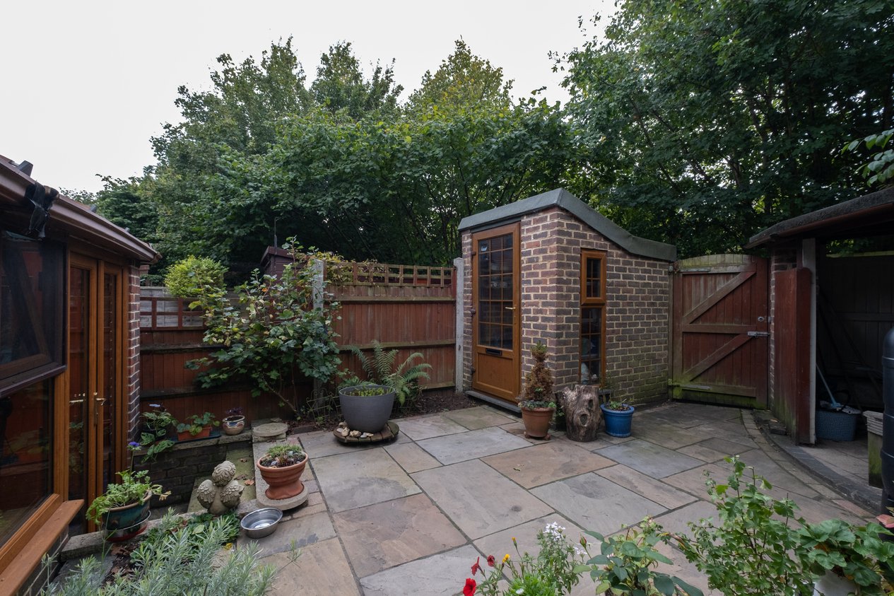 Properties For Sale in Starle Close Canterbury