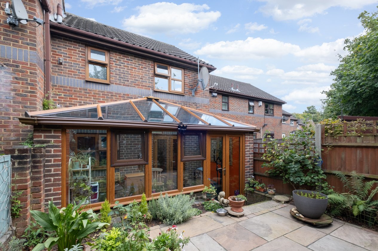 Properties For Sale in Starle Close Canterbury