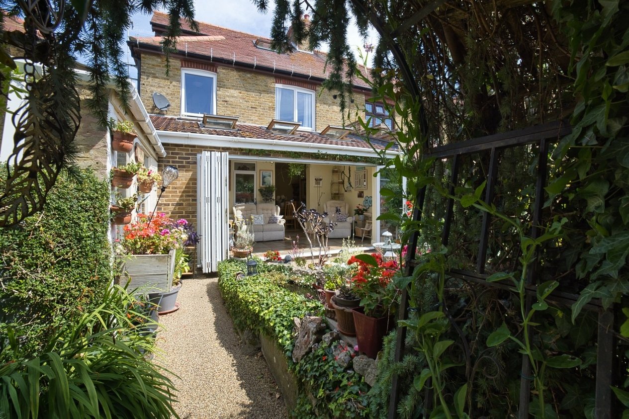 Properties For Sale in Station Approach Road Ramsgate