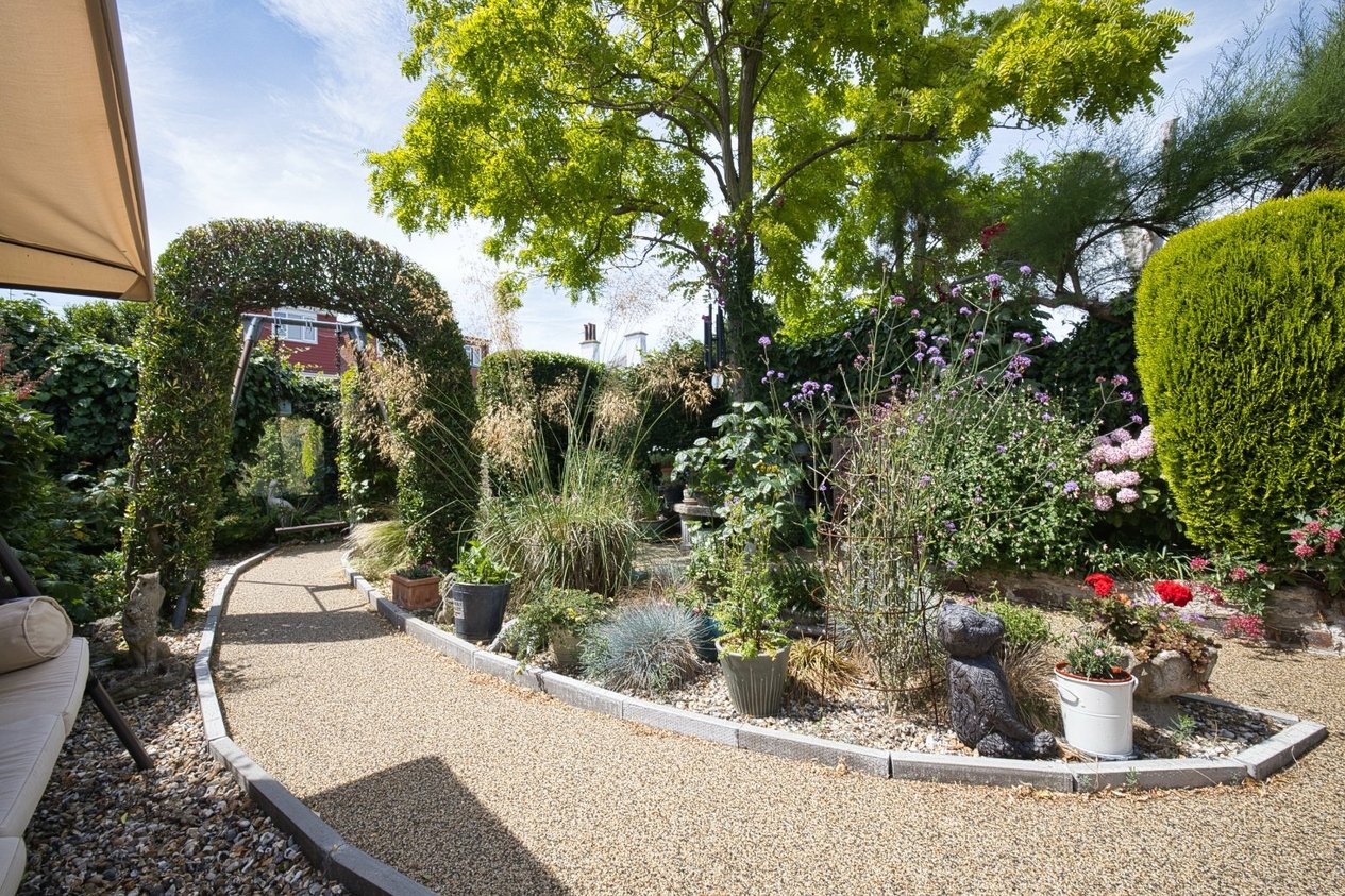 Properties For Sale in Station Approach Road Ramsgate
