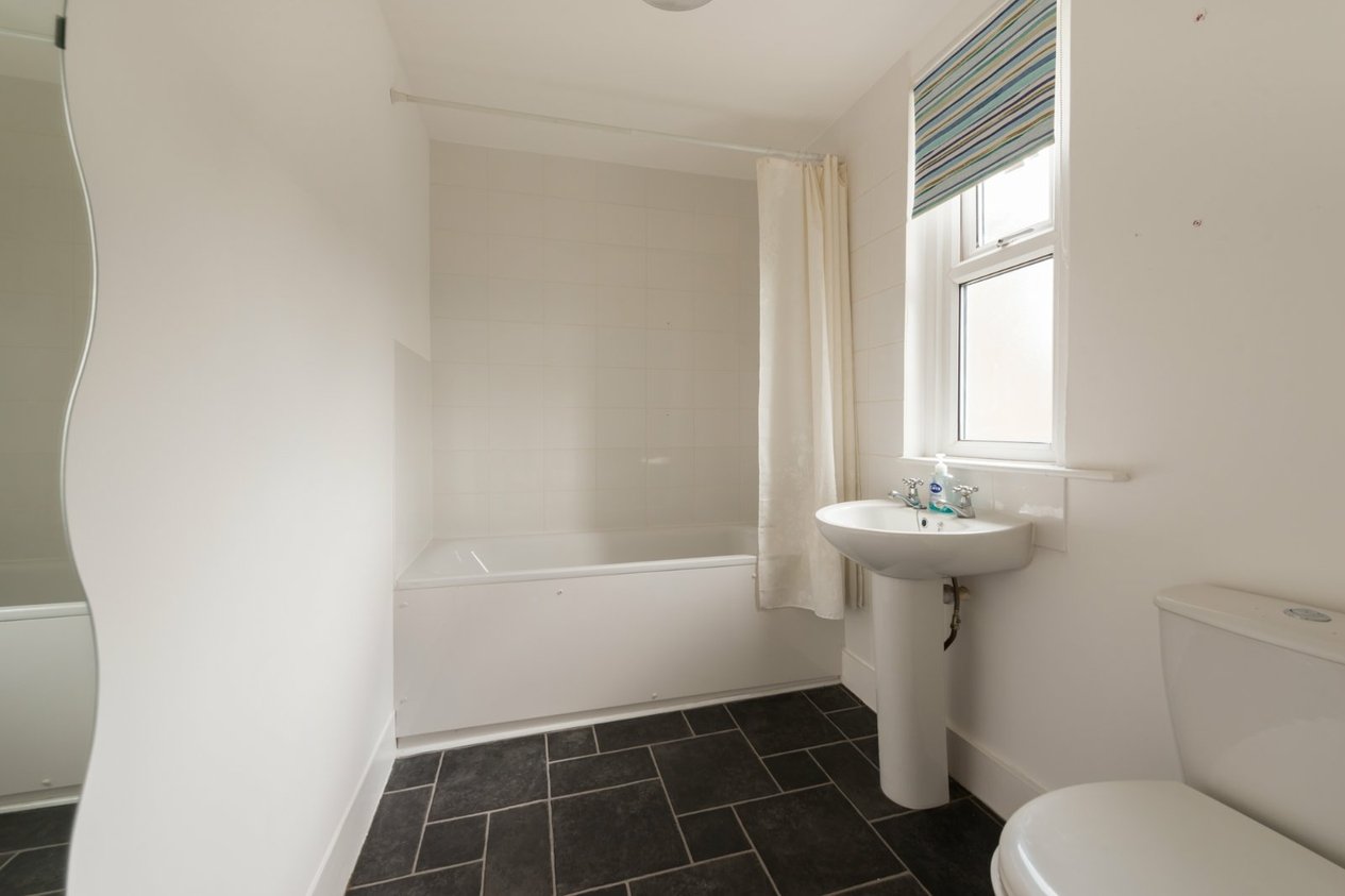 Properties To Let in Station Road Birchington