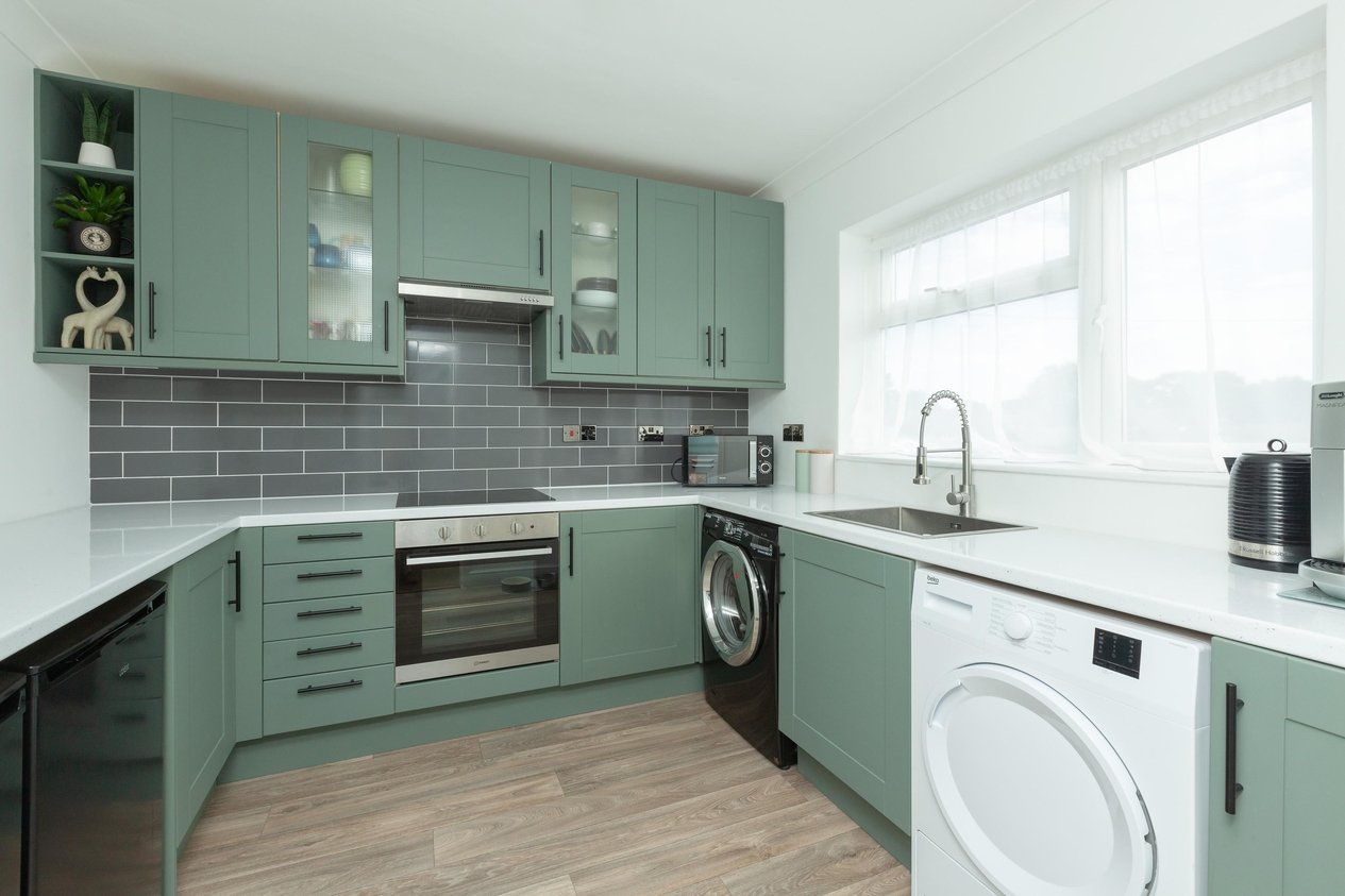 Properties Under Offer in Station Road Birchington