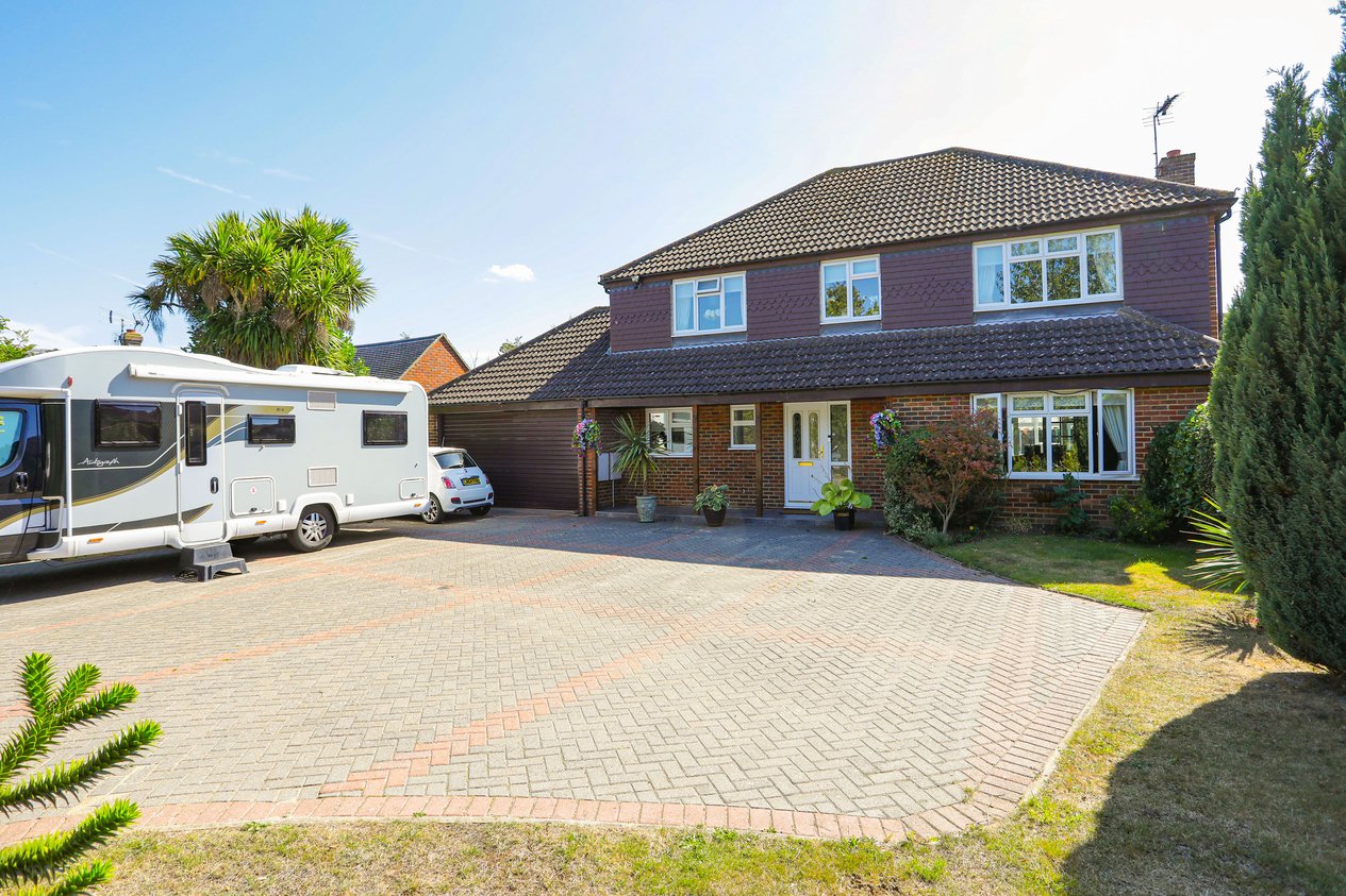 Properties For Sale in Station Road Sittingbourne