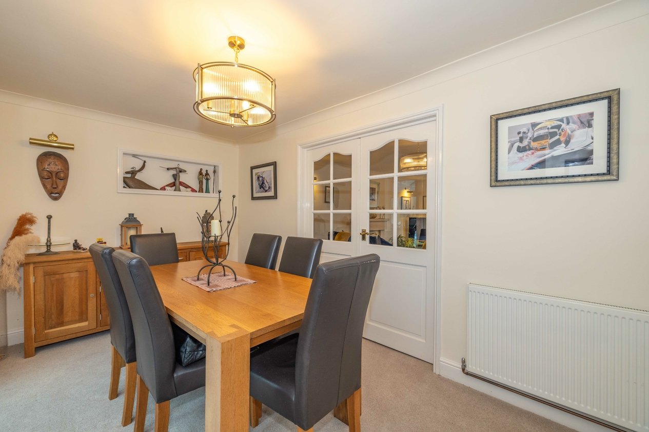 Properties For Sale in Station Road Sittingbourne