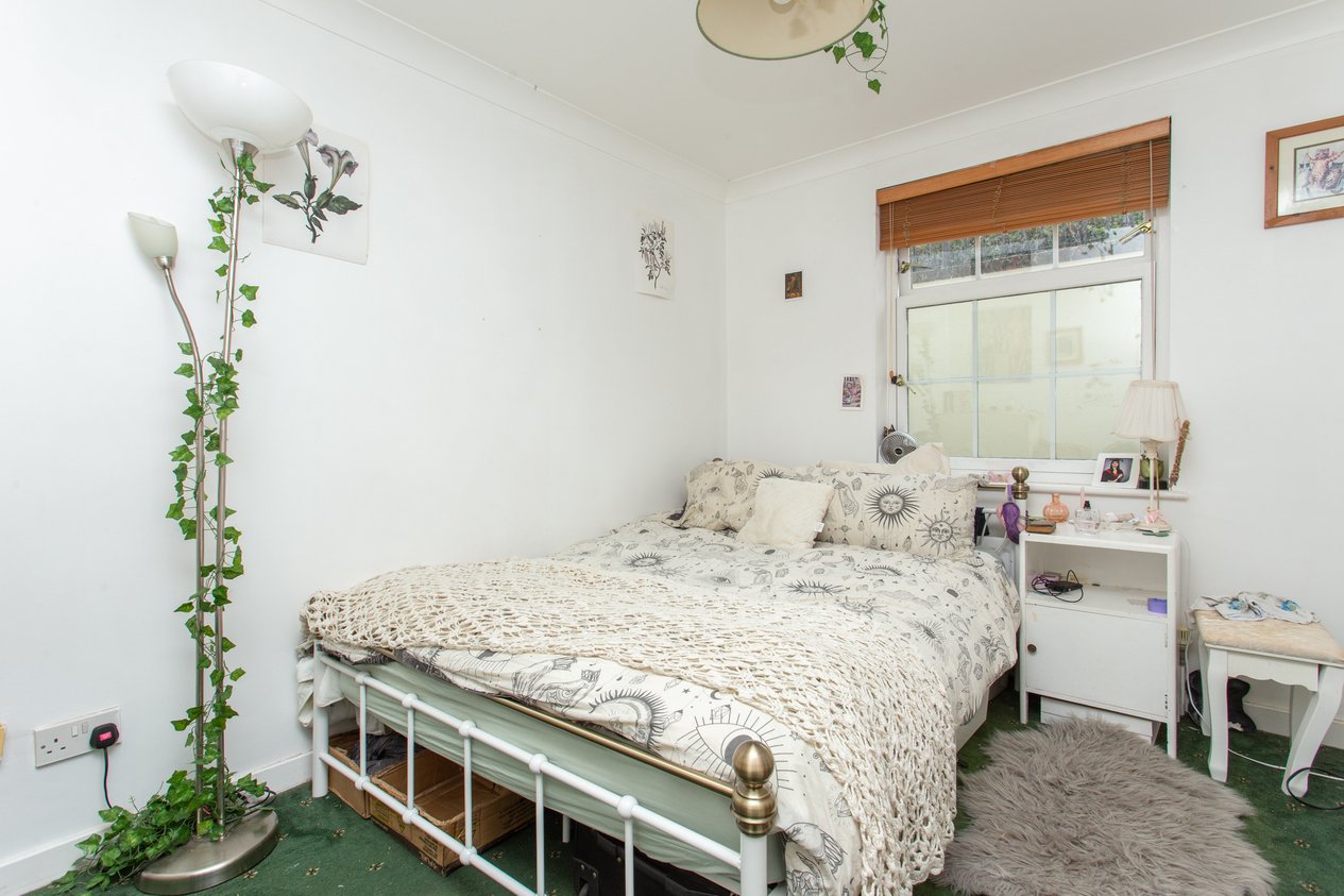 Properties Under Offer in Station Road West Canterbury