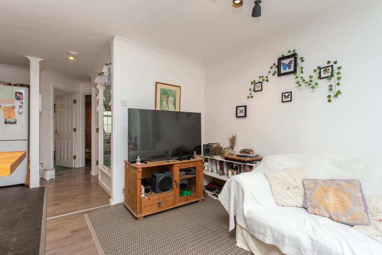 Properties Under Offer in Station Road West Canterbury