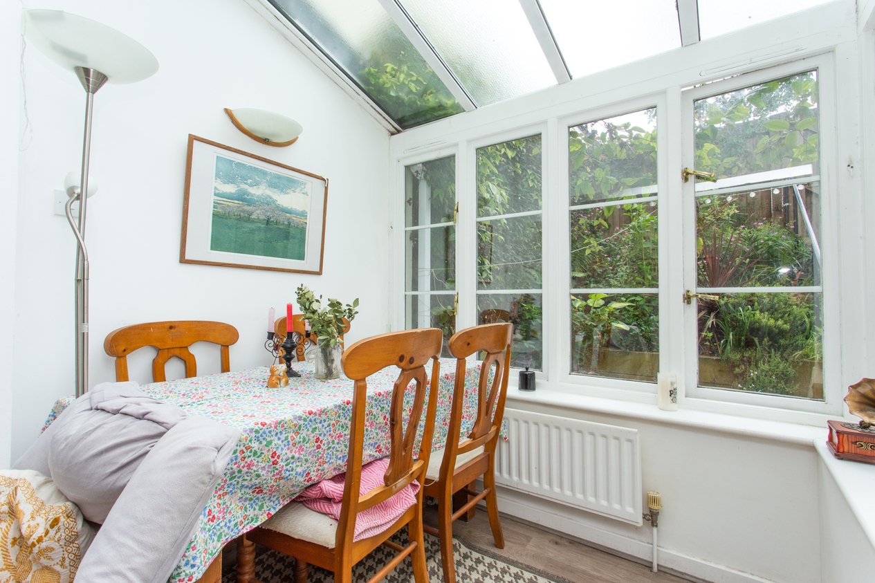 Properties Under Offer in Station Road West Canterbury