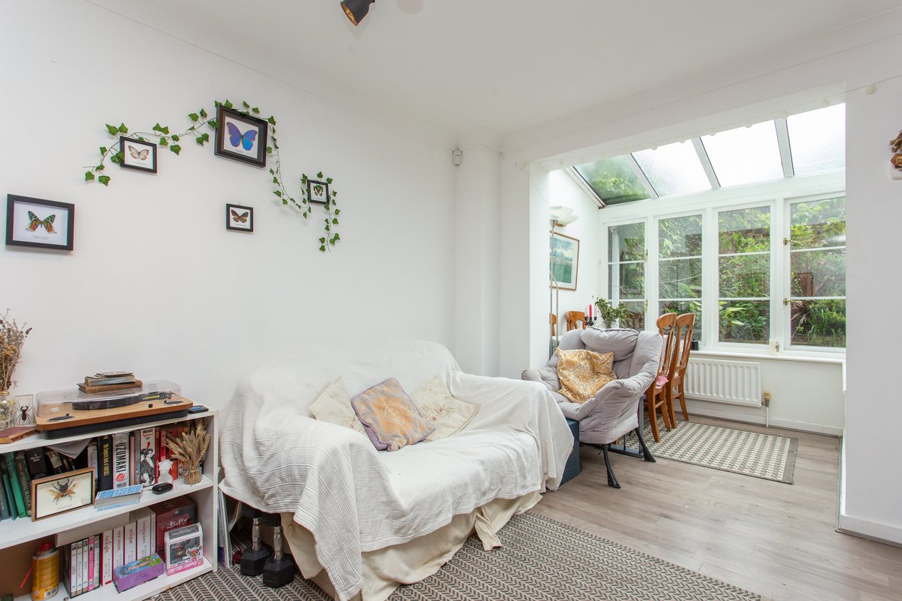 Properties Under Offer in Station Road West Canterbury