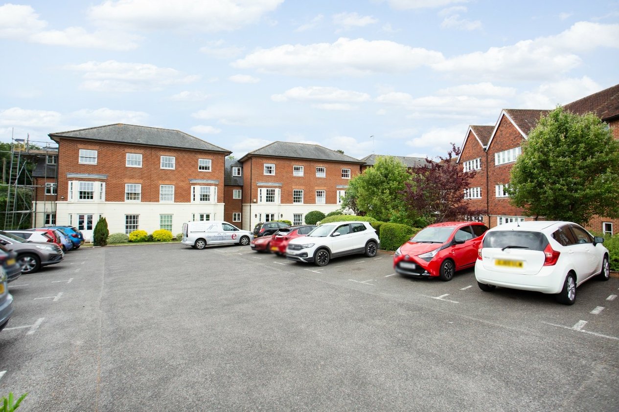 Properties For Sale in Station Road West Canterbury