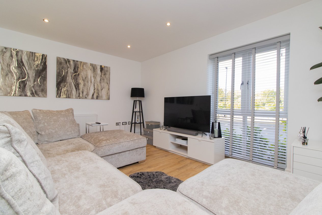 Properties Under Offer in Steel Close Herne Bay