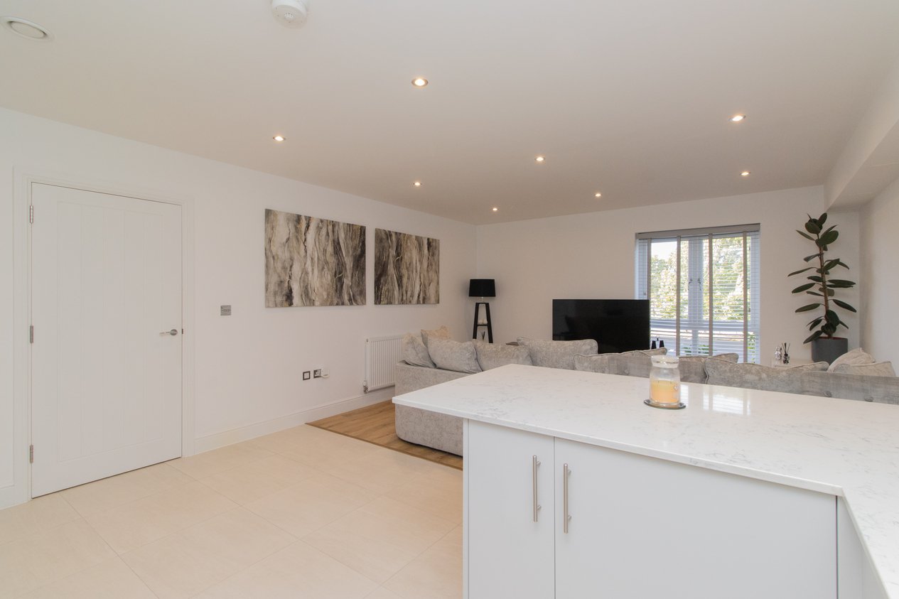 Properties Under Offer in Steel Close Herne Bay