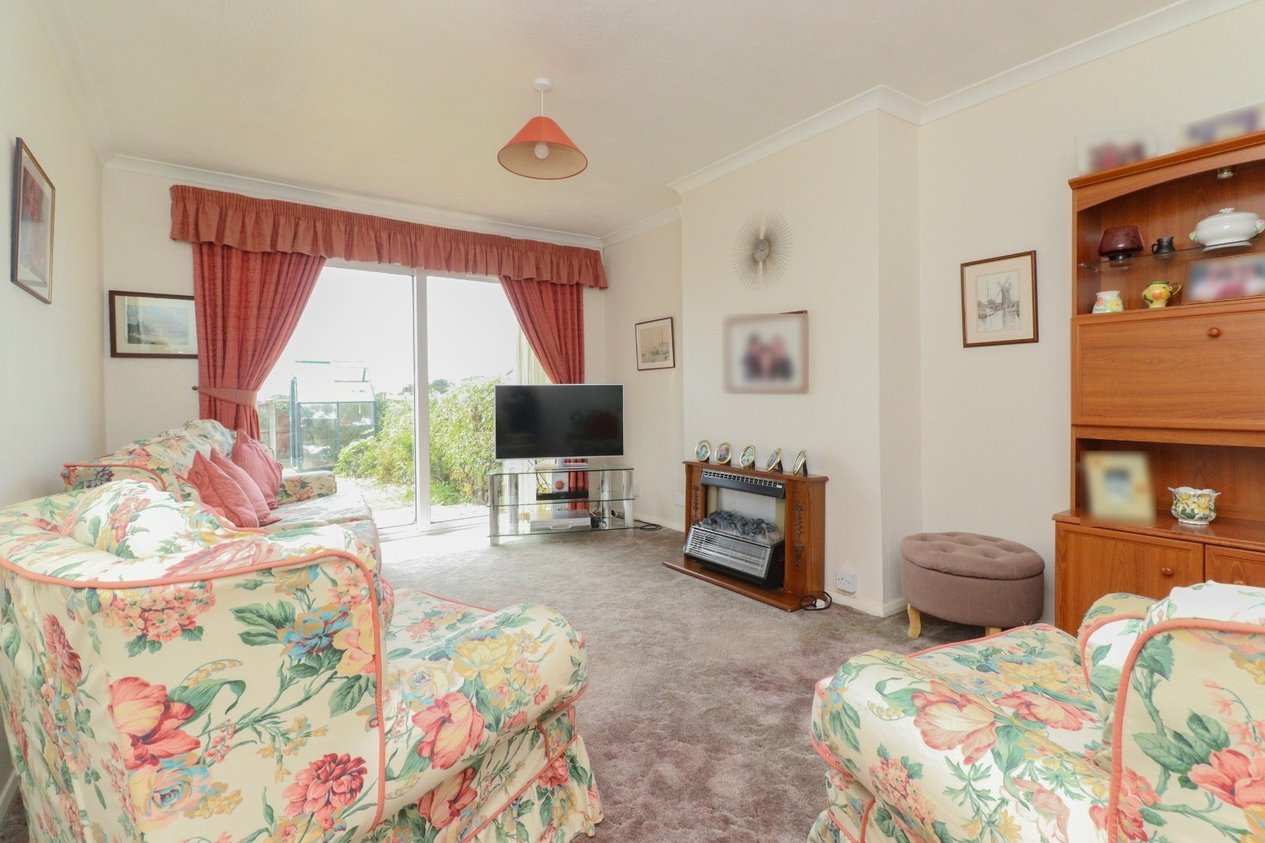 Properties For Sale in Stephens Close Garlinge