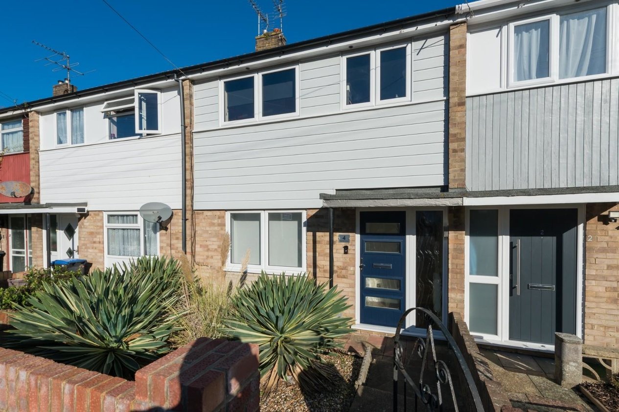 Properties Sold Subject To Contract in Stephens Close 