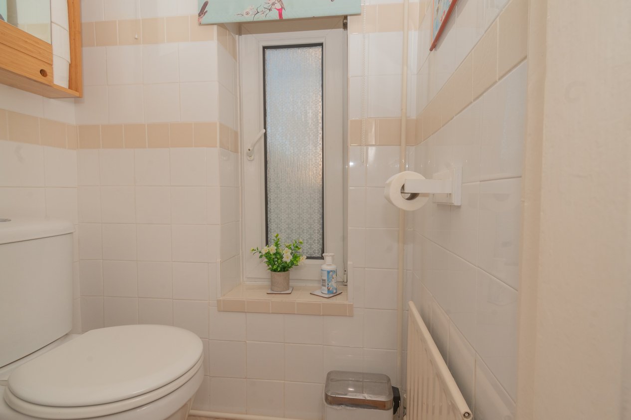 Properties For Sale in Stirling Way Ramsgate