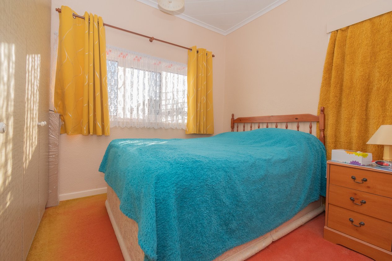 Properties For Sale in Stirling Way Ramsgate