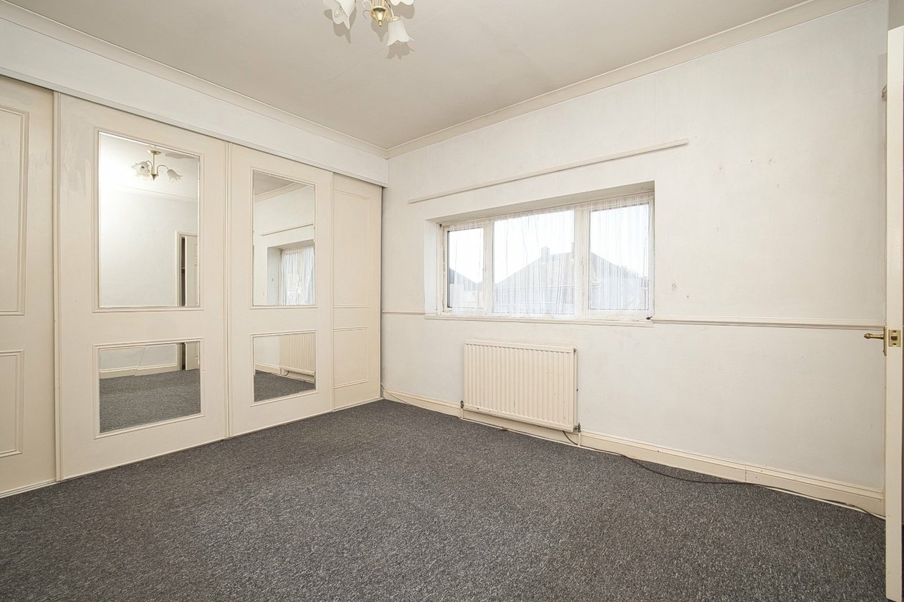 Properties For Sale in Stirling Way Ramsgate