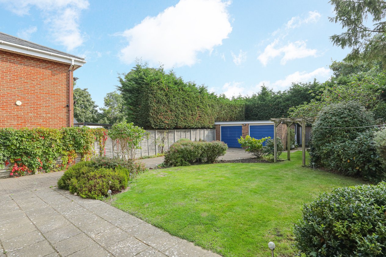 Properties Under Offer in Stodmarsh Road Canterbury