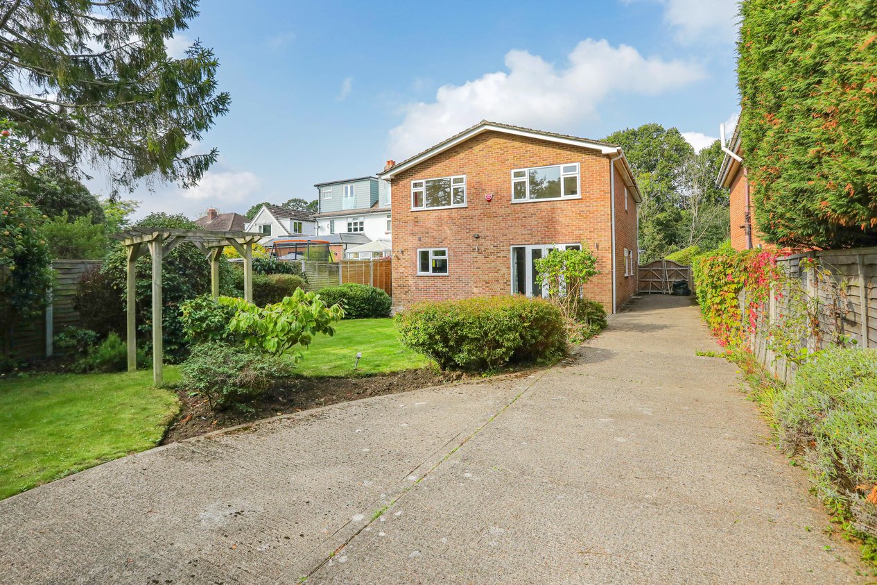 Properties Under Offer in Stodmarsh Road Canterbury