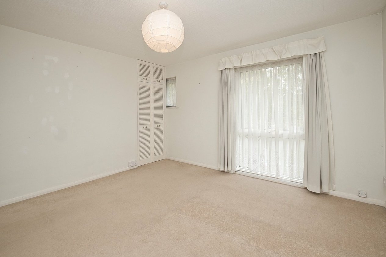 Properties Under Offer in Stone Gardens Broadstairs