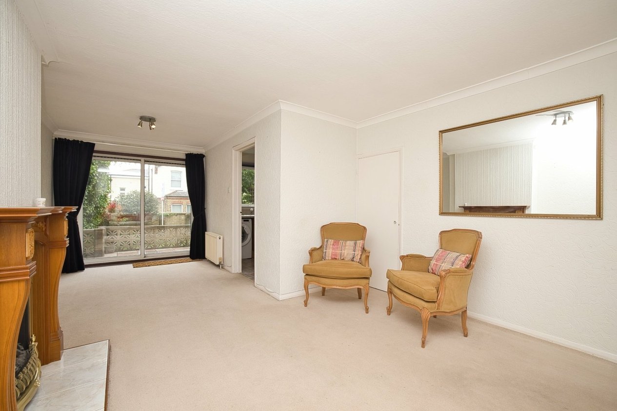 Properties Under Offer in Stone Gardens Broadstairs