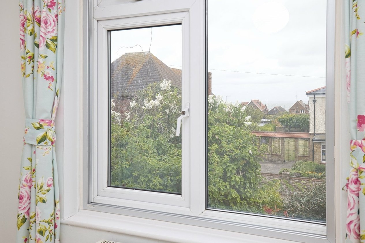 Properties Under Offer in Stone Gardens Broadstairs