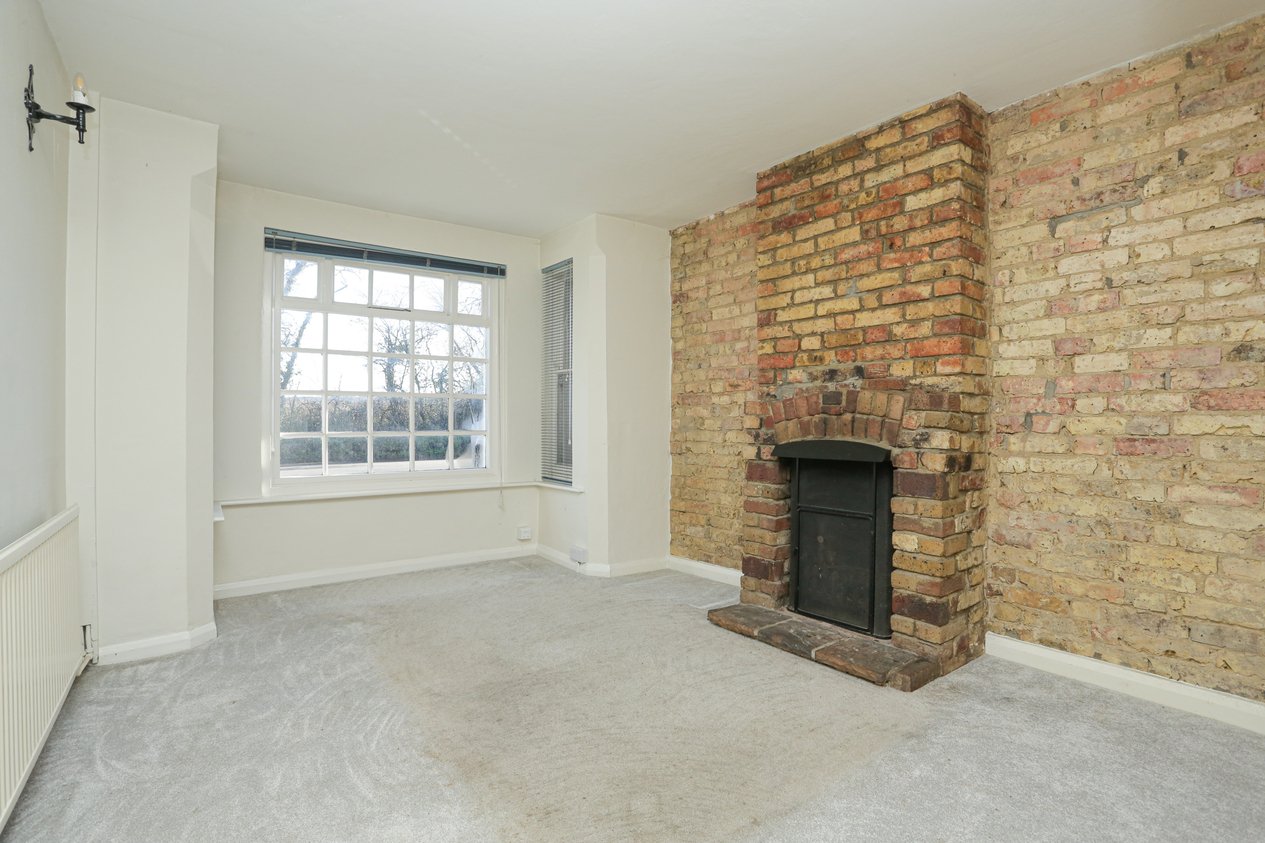 Properties For Sale in Stone Street Westenhanger