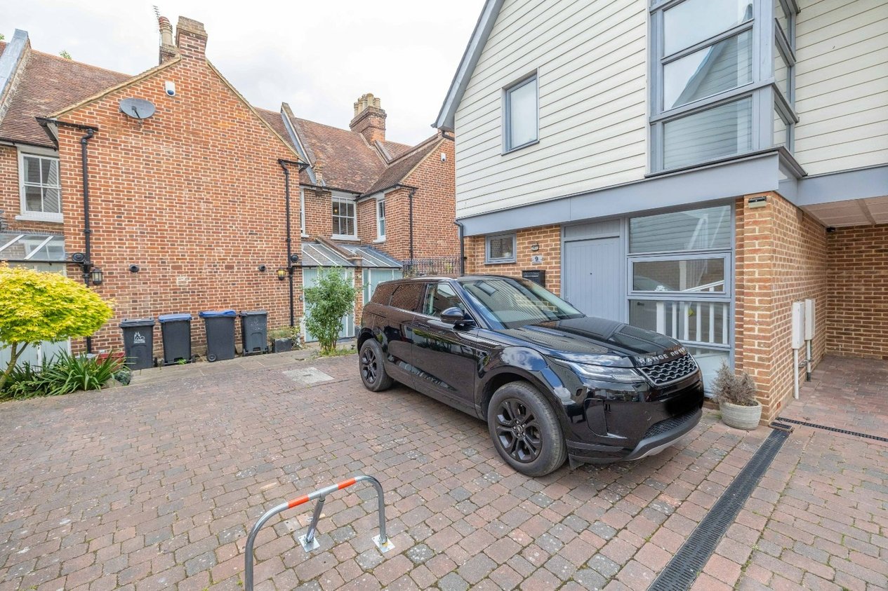 Properties For Sale in Stour Street Canterbury
