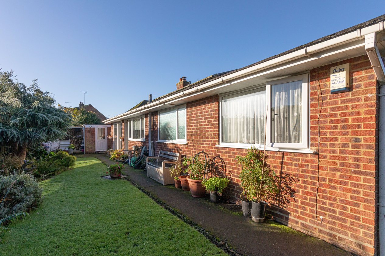 Properties Under Offer in Strangers Lane Canterbury