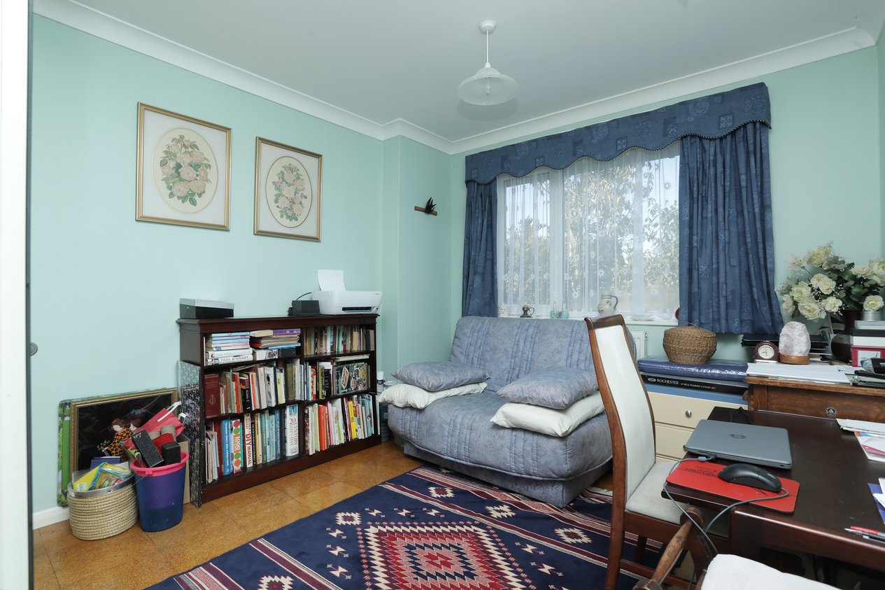 Properties Under Offer in Strangers Lane Canterbury