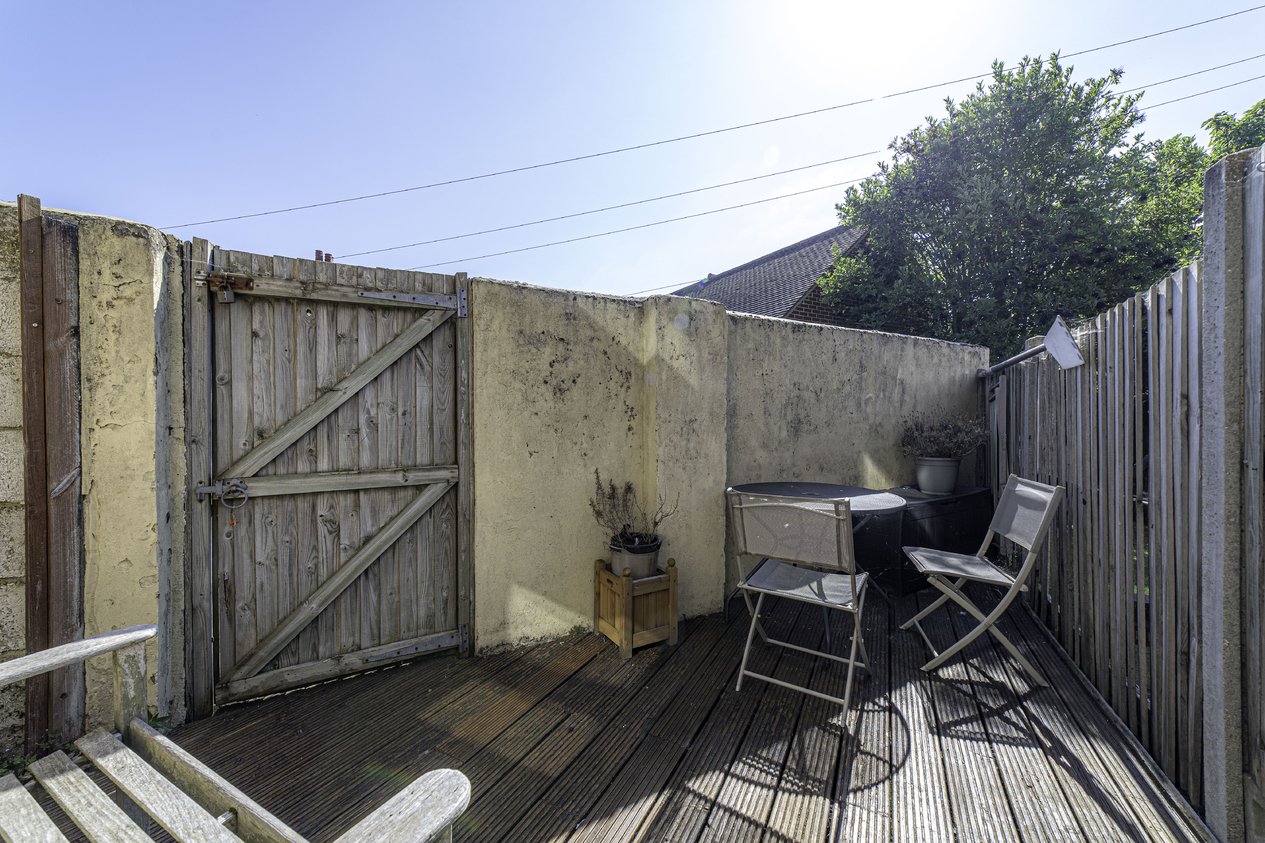 Properties For Sale in Stream Walk Whitstable