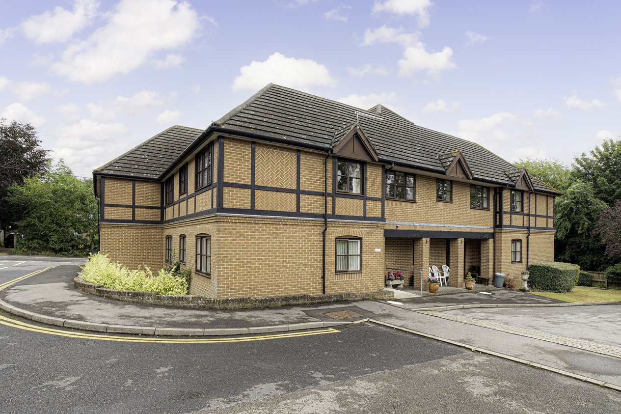 Properties Under Offer in Sturry Court Mews Sturry Hill