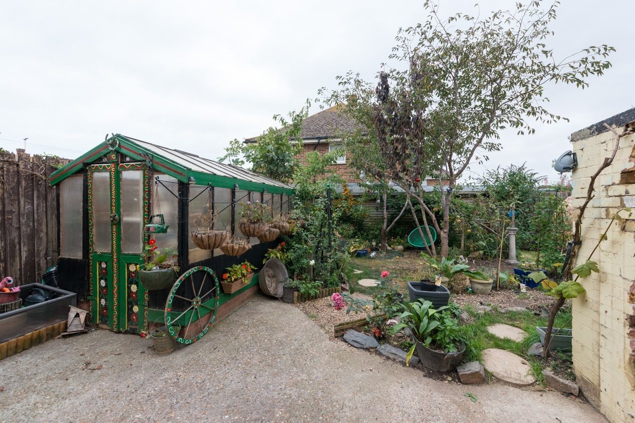 Properties For Sale in Suffolk Avenue  Westgate-On-Sea