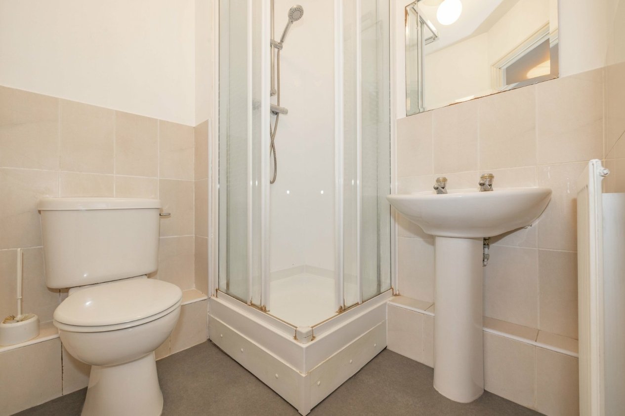 Properties Under Offer in Sullivan Close Canterbury