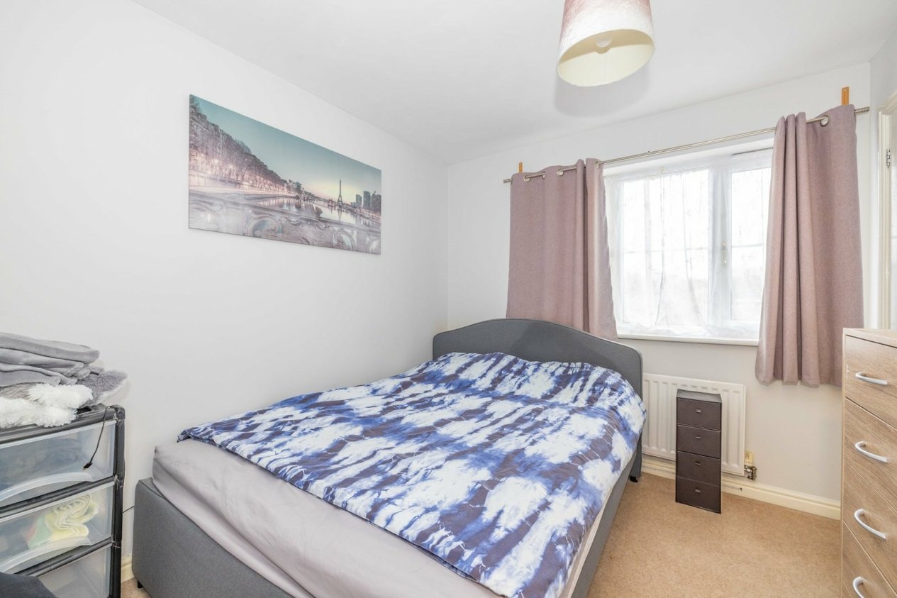 Properties For Sale in Sullivan Close Canterbury