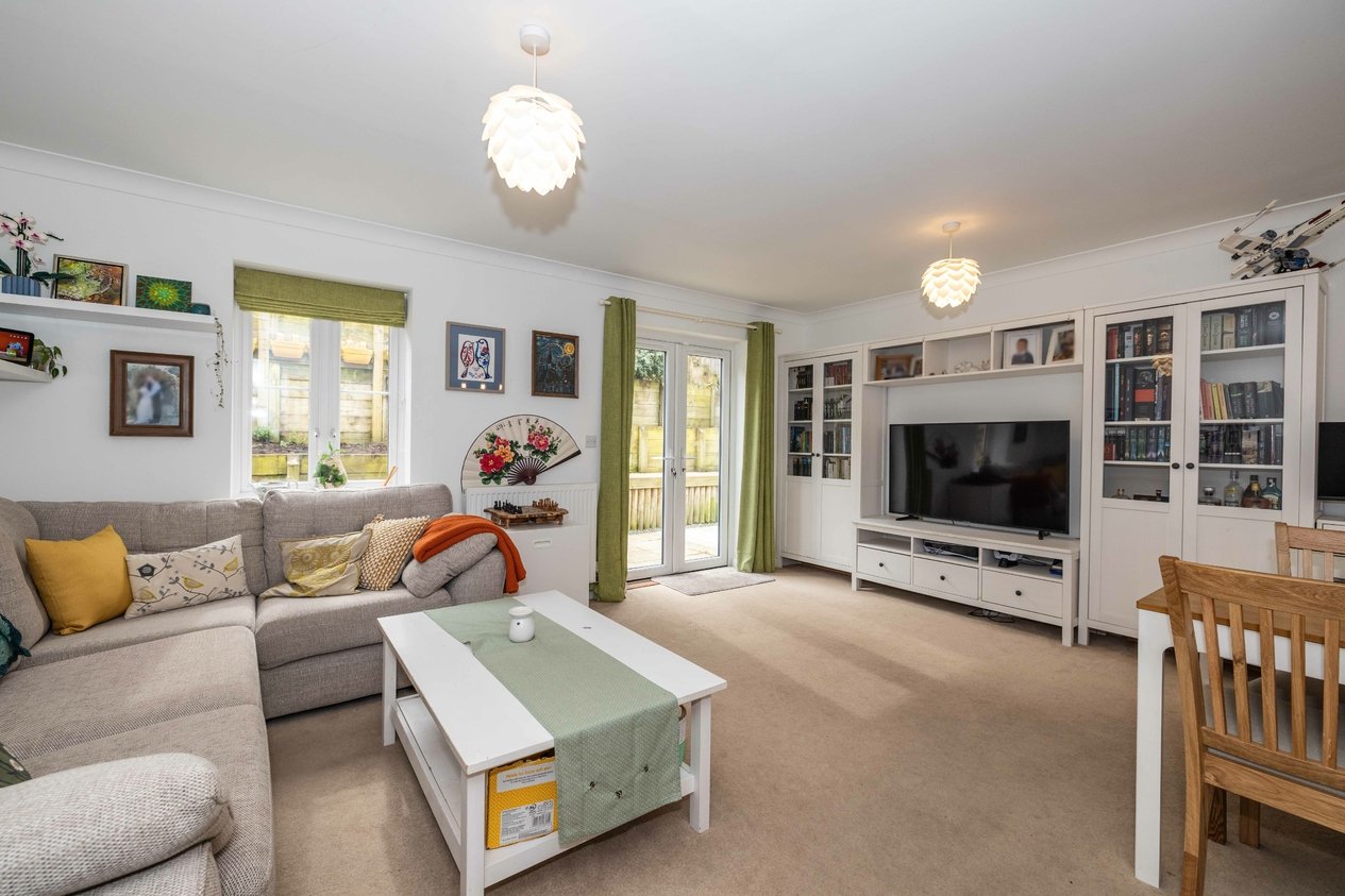 Properties For Sale in Summer Piece Grove Canterbury