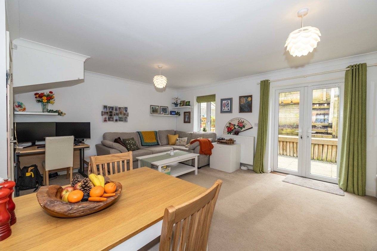 Properties For Sale in Summer Piece Grove Canterbury