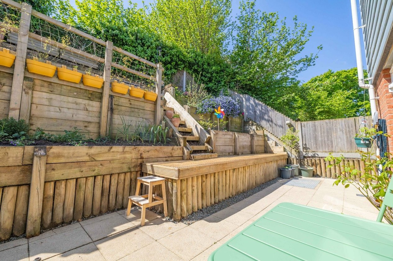 Properties For Sale in Summer Piece Grove Canterbury