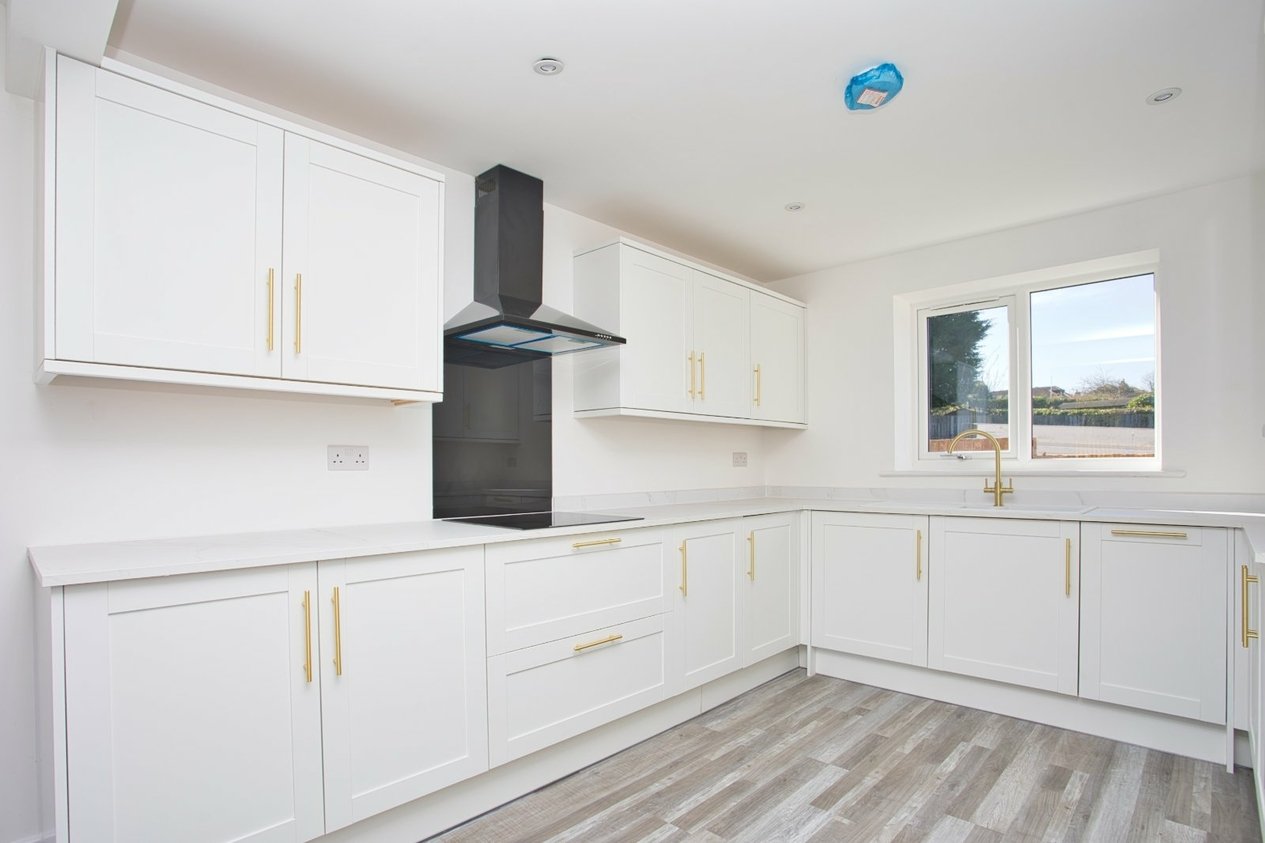 Properties For Sale in Sun Valley Way Eythorne