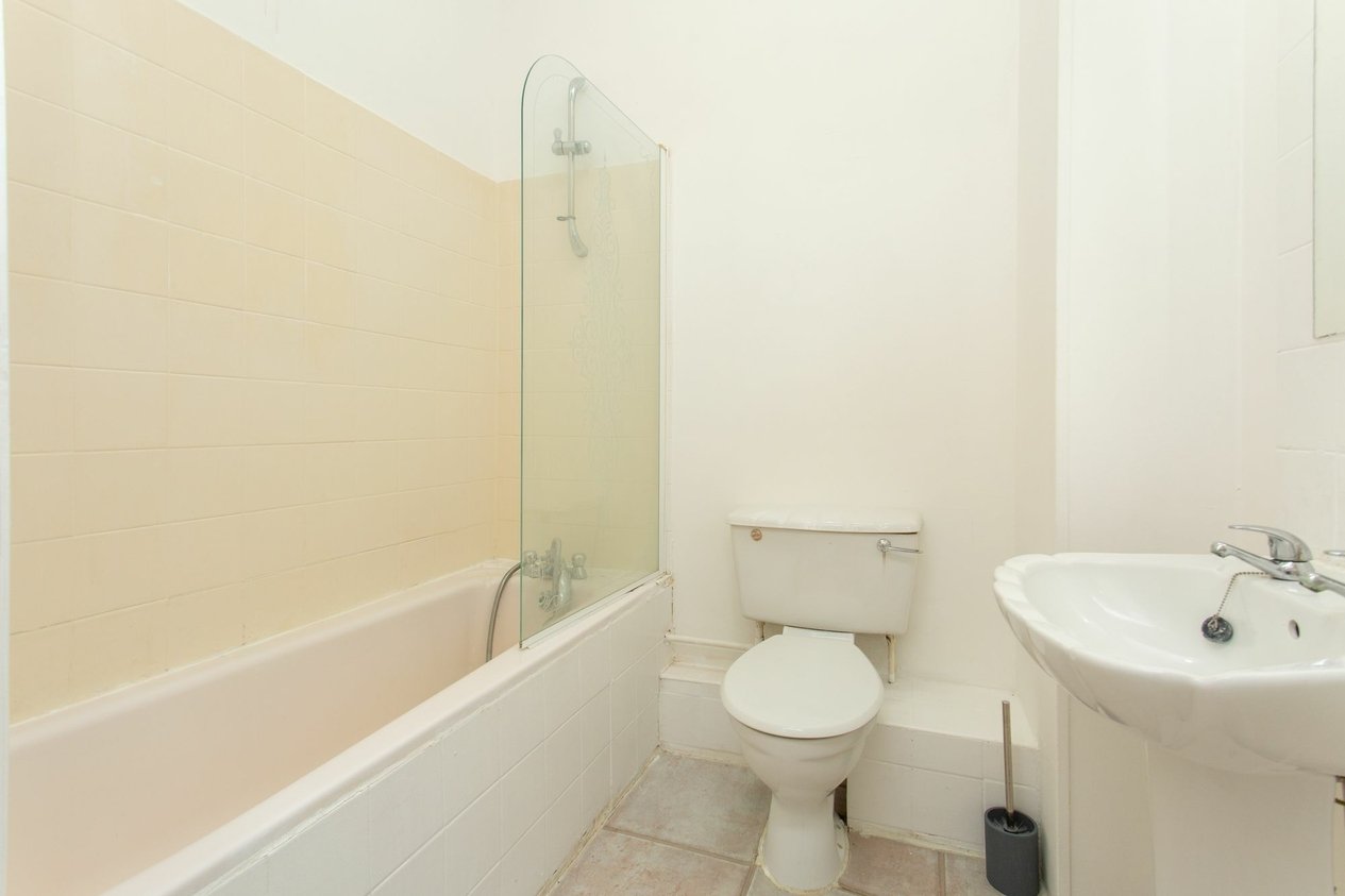 Properties For Sale in Sunny Mead Court  4 Central Parade