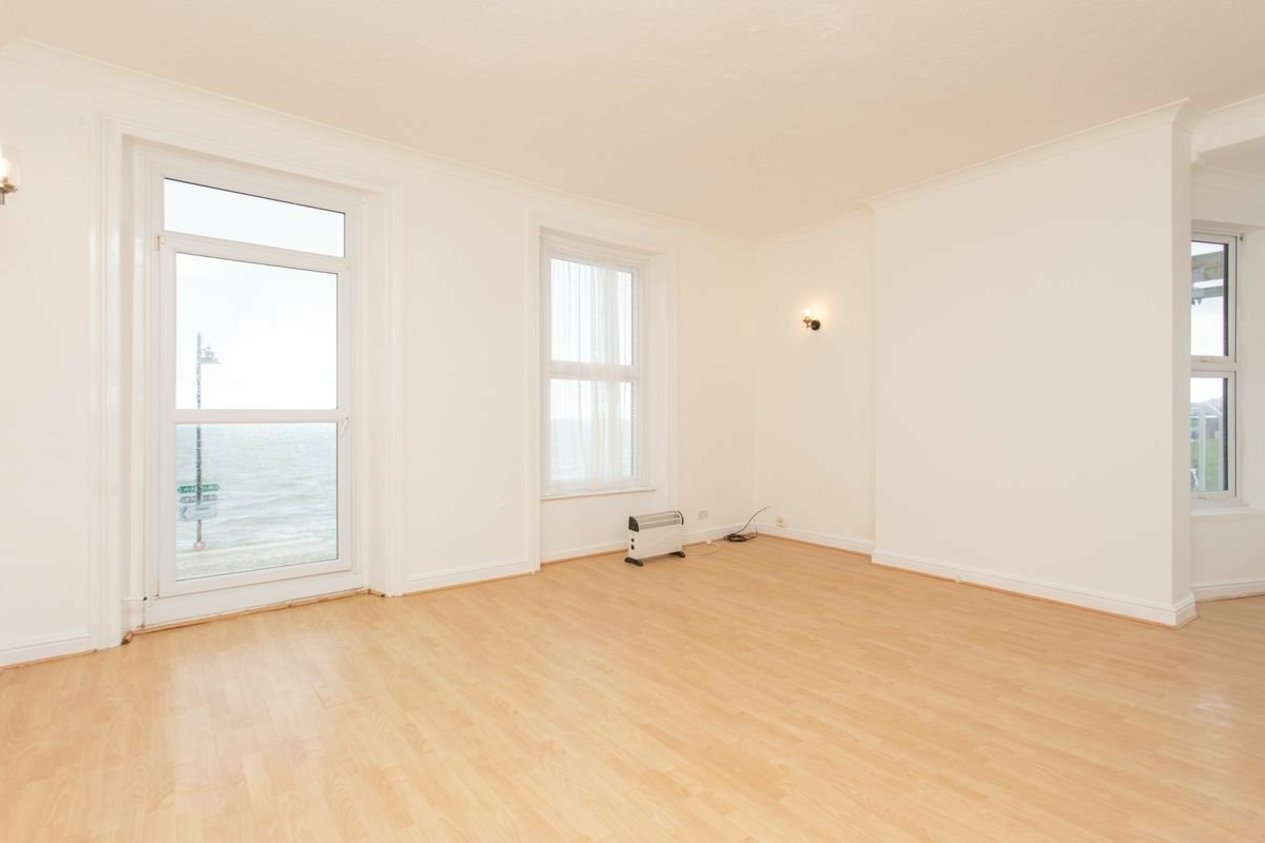 Properties For Sale in Sunny Mead Court 4 Central Parade