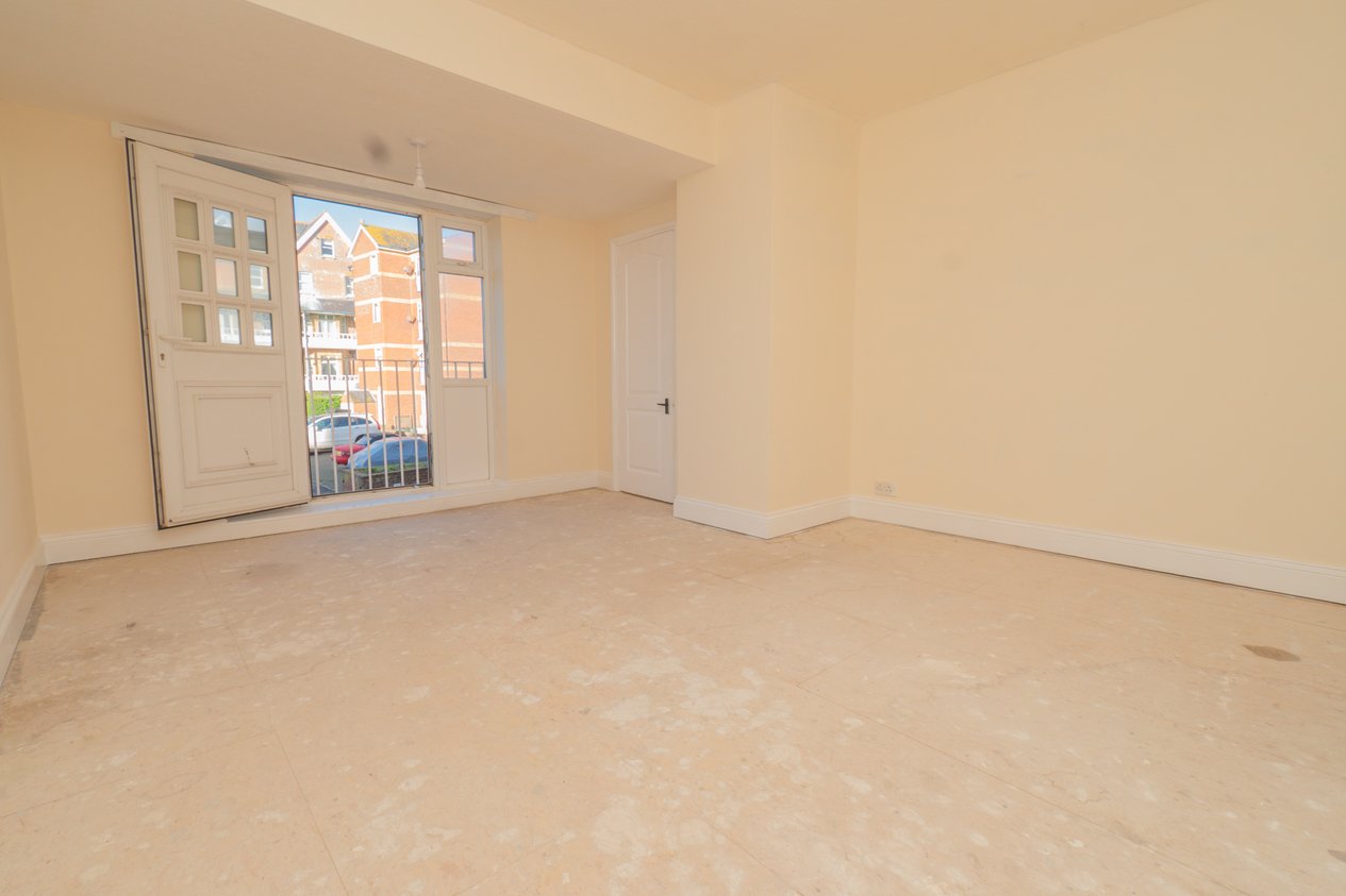 Properties For Sale in Sussex Gardens Westgate-On-Sea