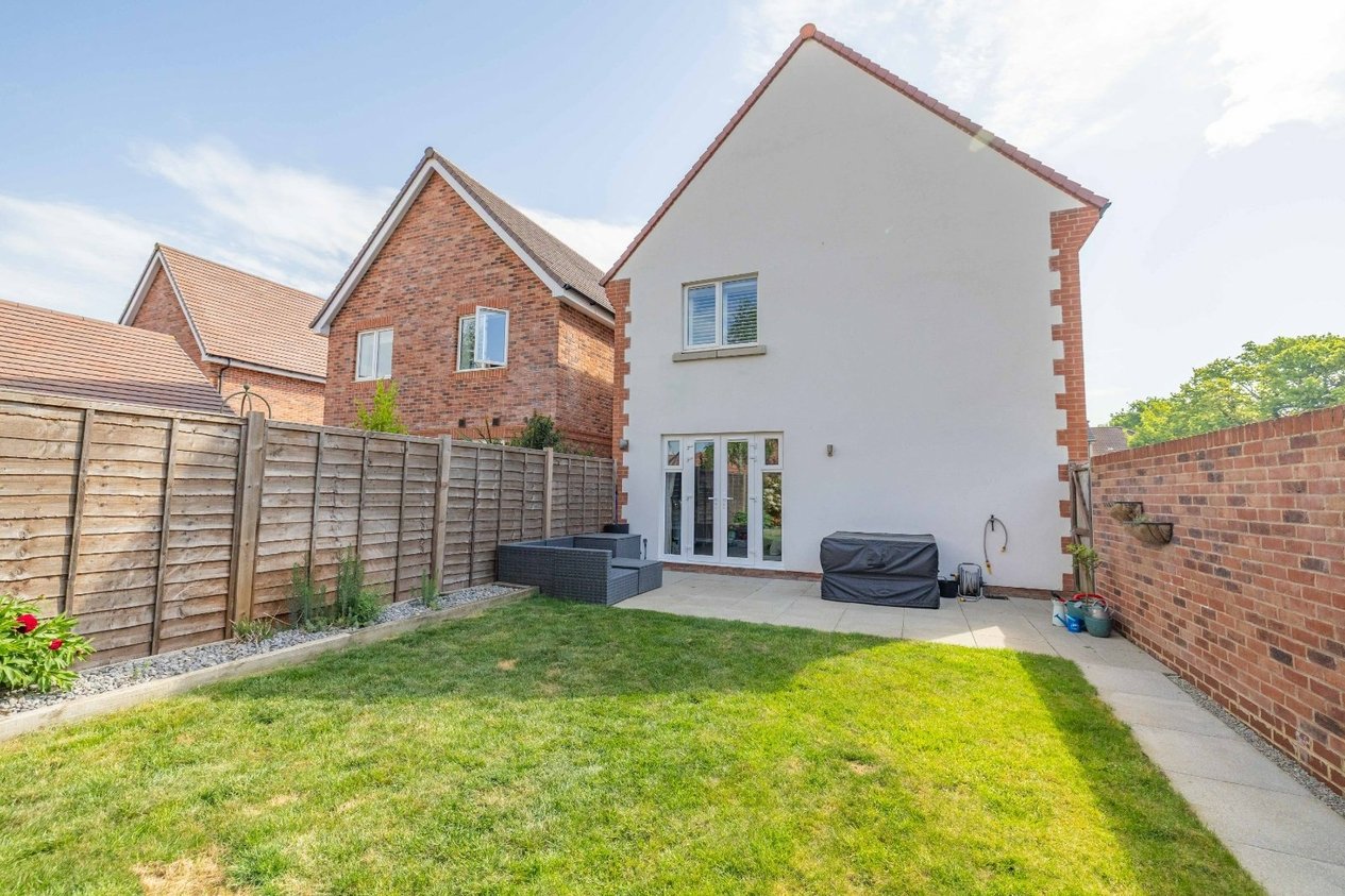 Properties For Sale in Sutherland Close Canterbury