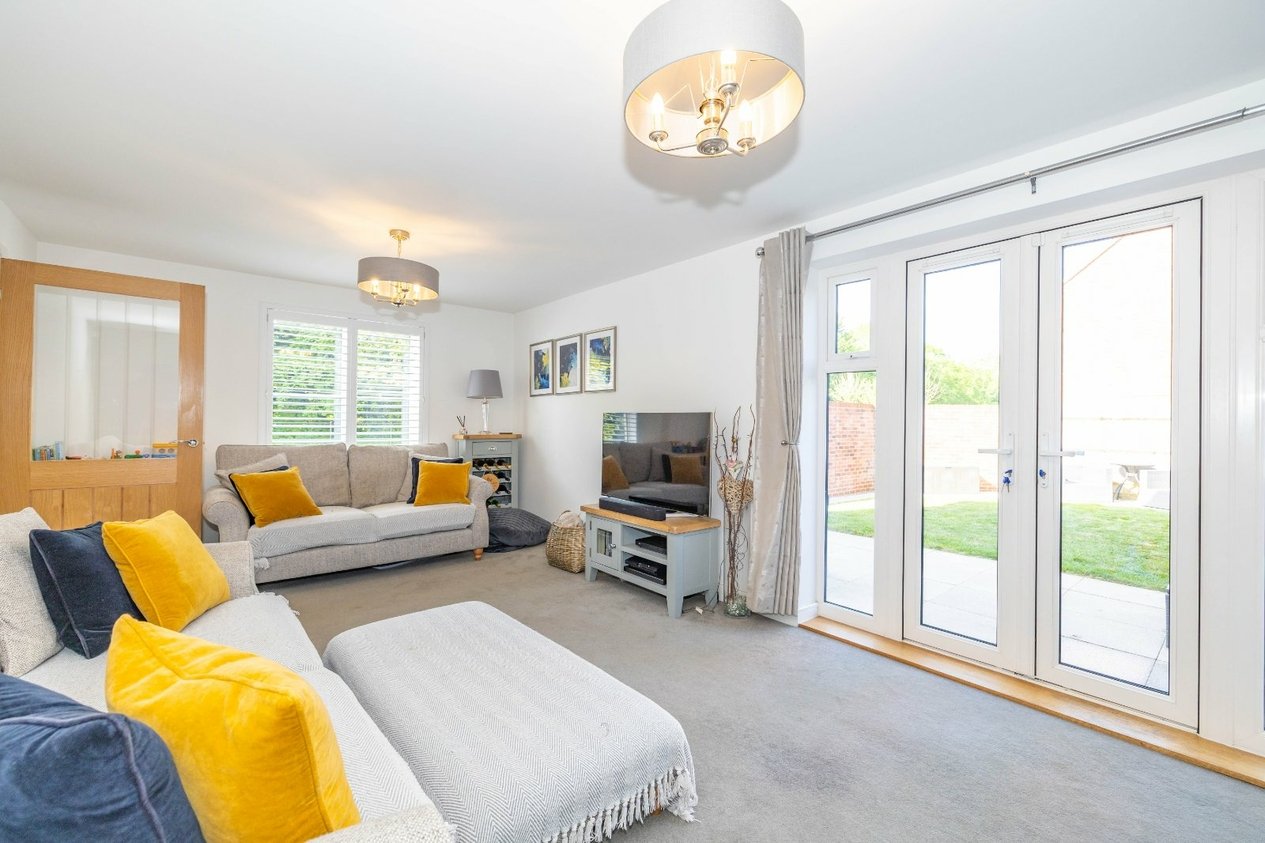 Properties For Sale in Sutherland Close Canterbury