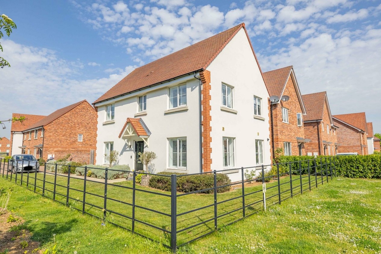 Properties For Sale in Sutherland Close Canterbury