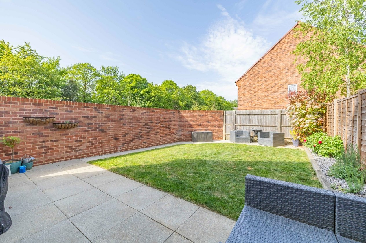 Properties For Sale in Sutherland Close Canterbury